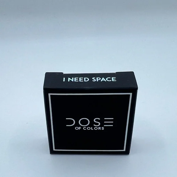 🎉HP🎉Dose of Colors Single Eyeshadow in I Need Space - Picture 2 of 7